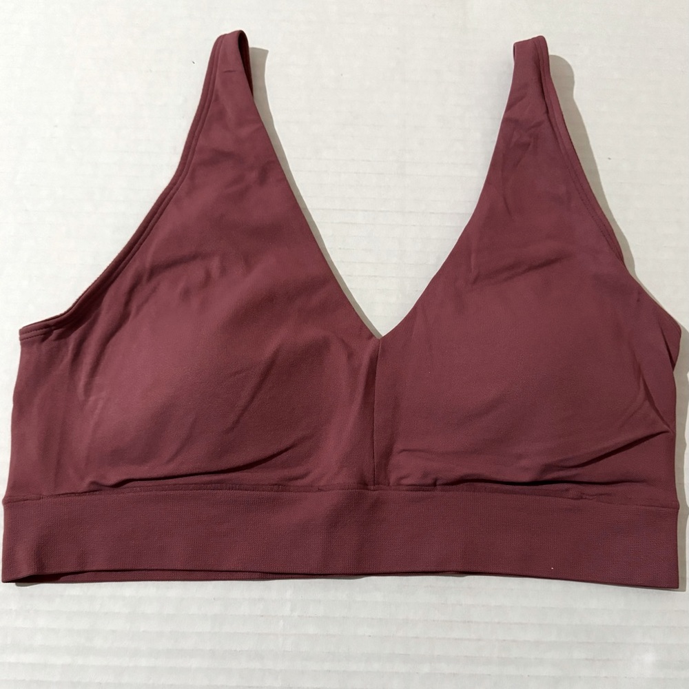 JOCKEY bralette w/sewn-in bra pads,adjustable straps.